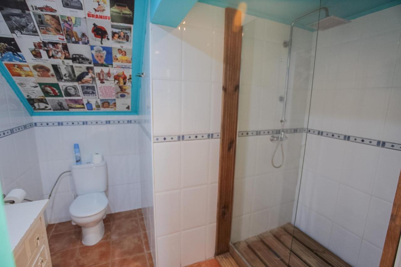Barbatuke Bed & Bike Hostel Malaga Exterior photo
