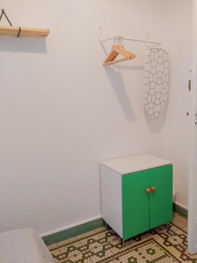 Barbatuke Bed & Bike Hostel Malaga Exterior photo